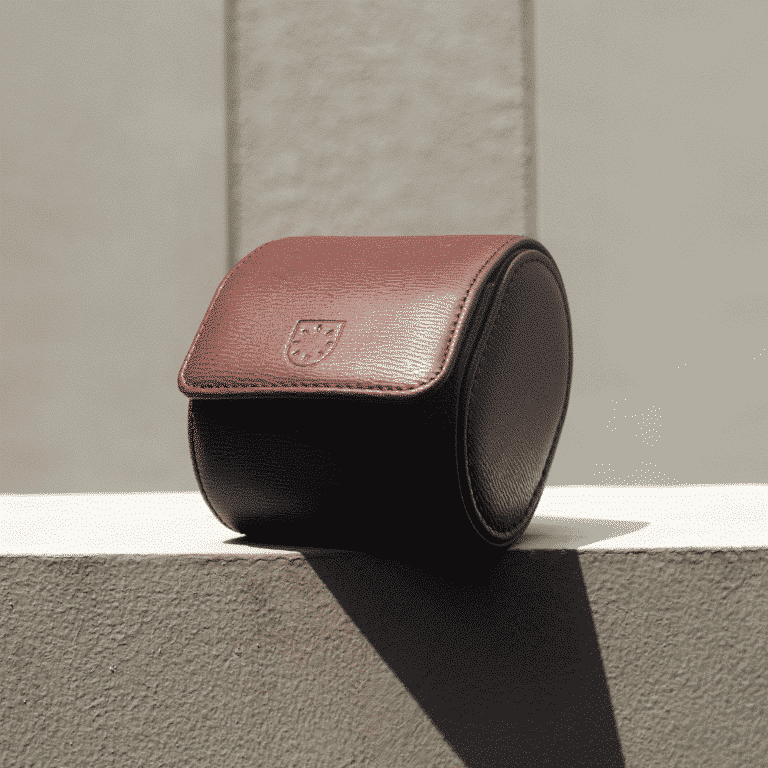 Voyager 1 Dark Brown – Watch Roll / Watch Travel Case