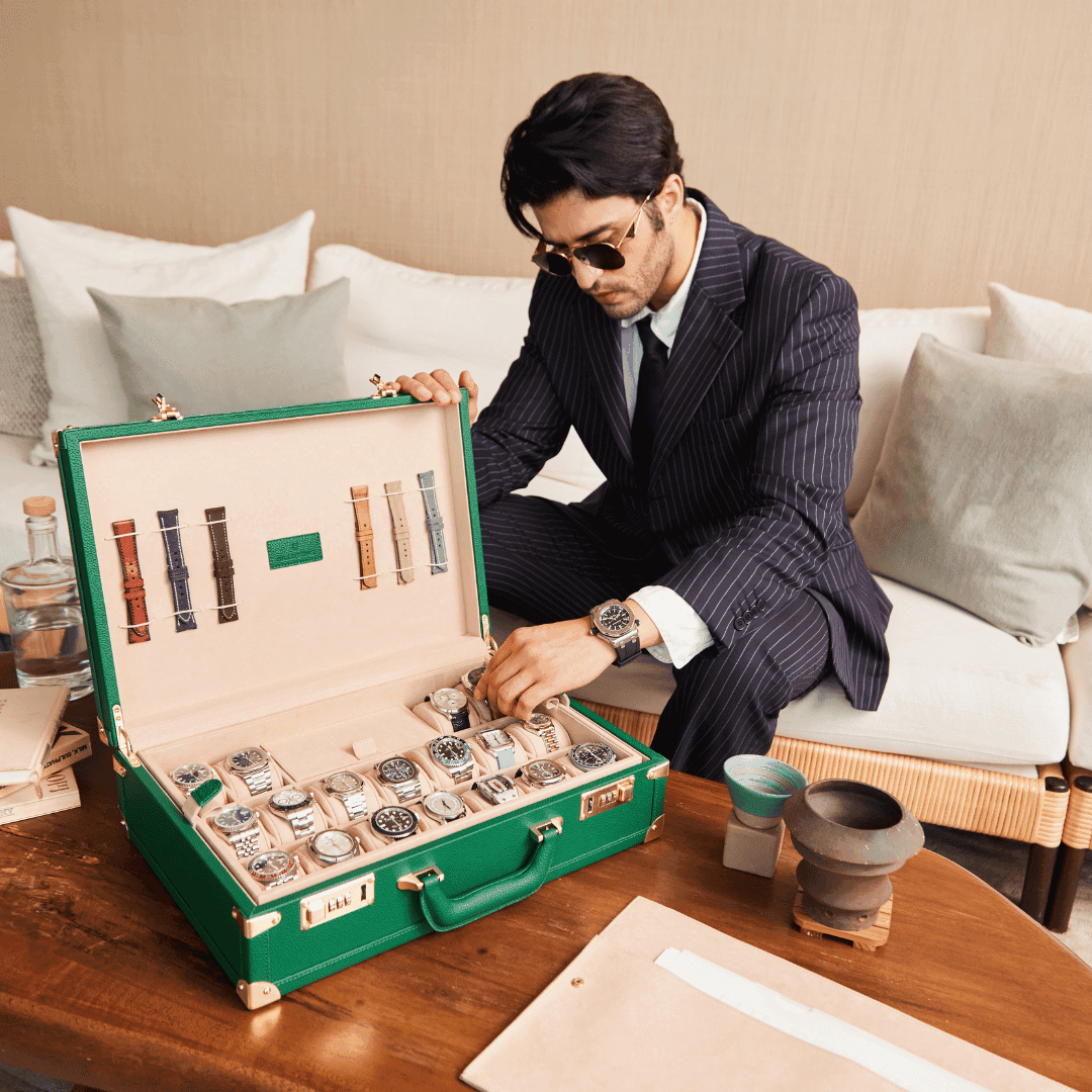 Curator 18 - Watch Briefcase