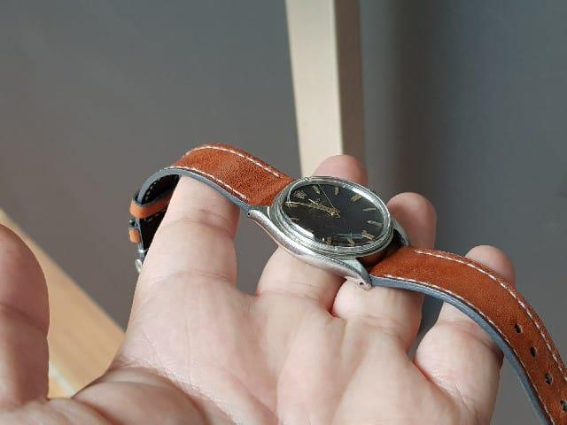 Extra Thin Reddish Tan – Leather Watch Strap