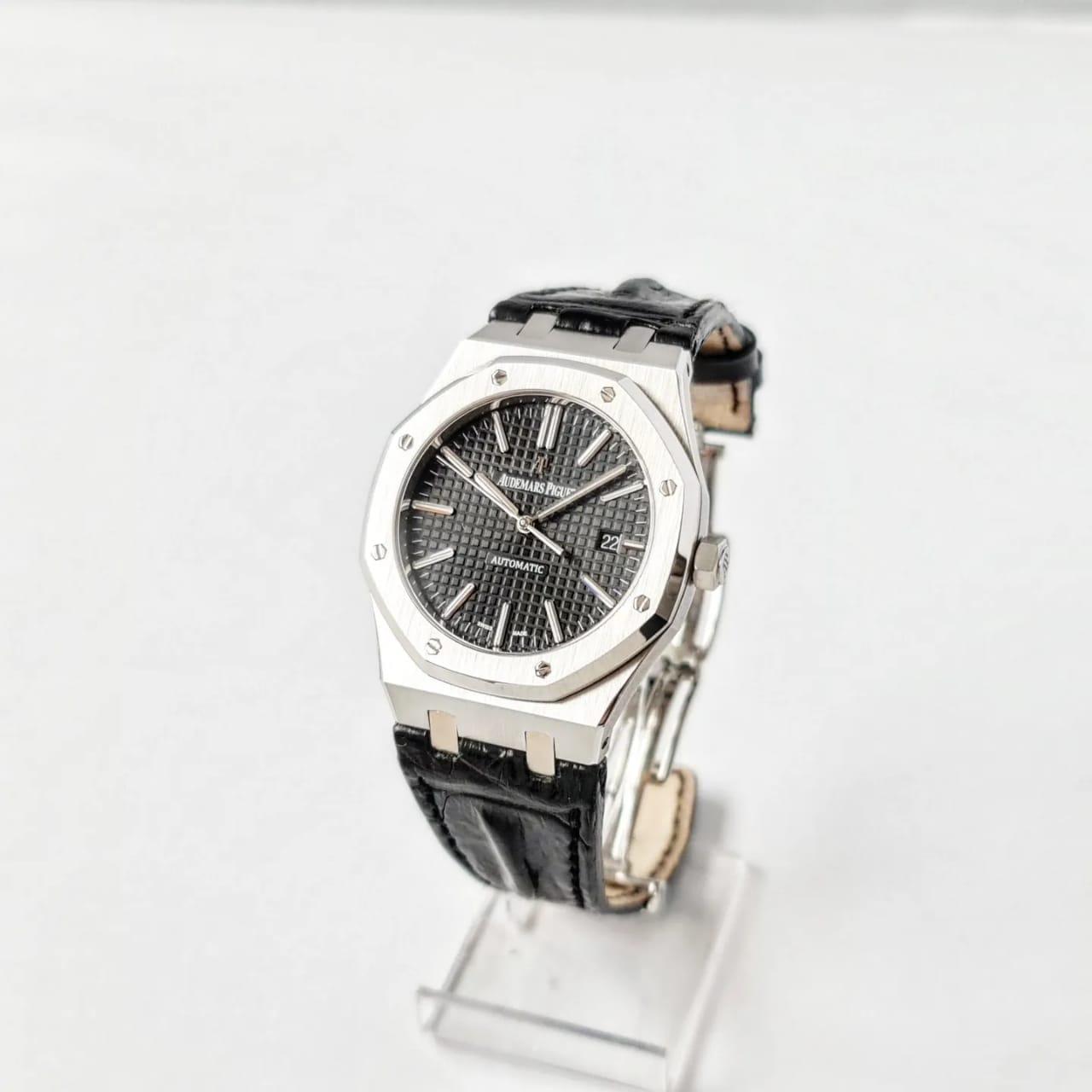 Black Hornback Croco – Crocodile Watch Strap