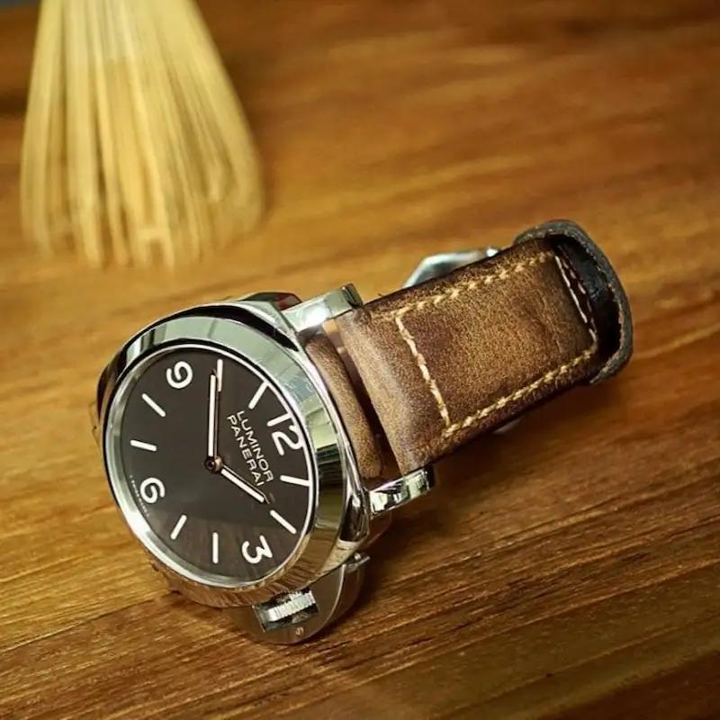 Edbert-strap-on-Panerai-Luminor-made-by-Gunny-Straps