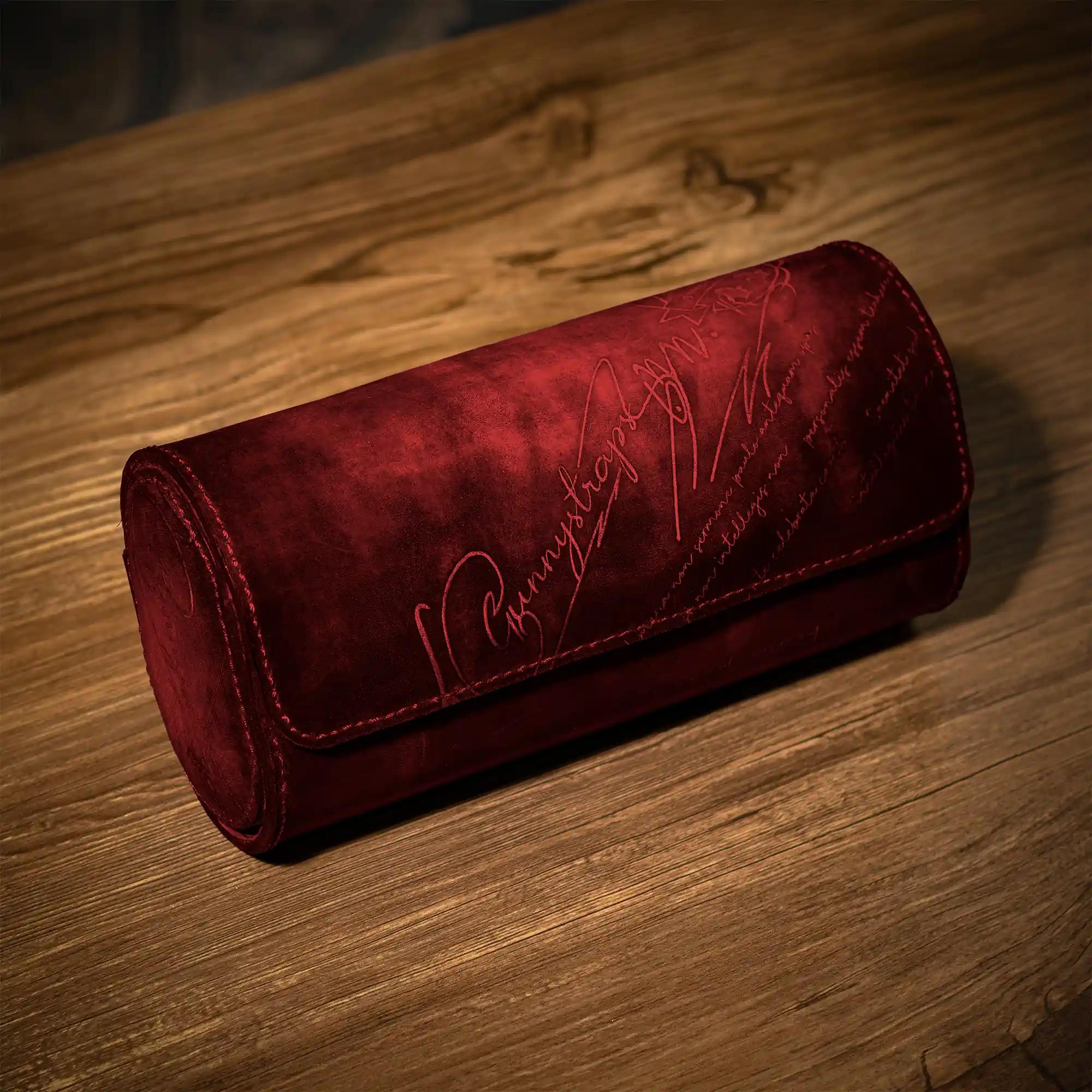 red-patina-scritto-watch-roll-front-made-by-Gunny