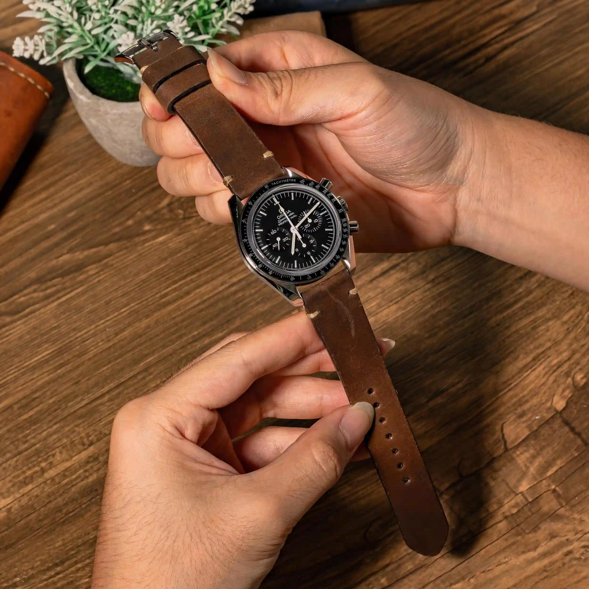Minimalist Chocolate – Leather Watch Strap