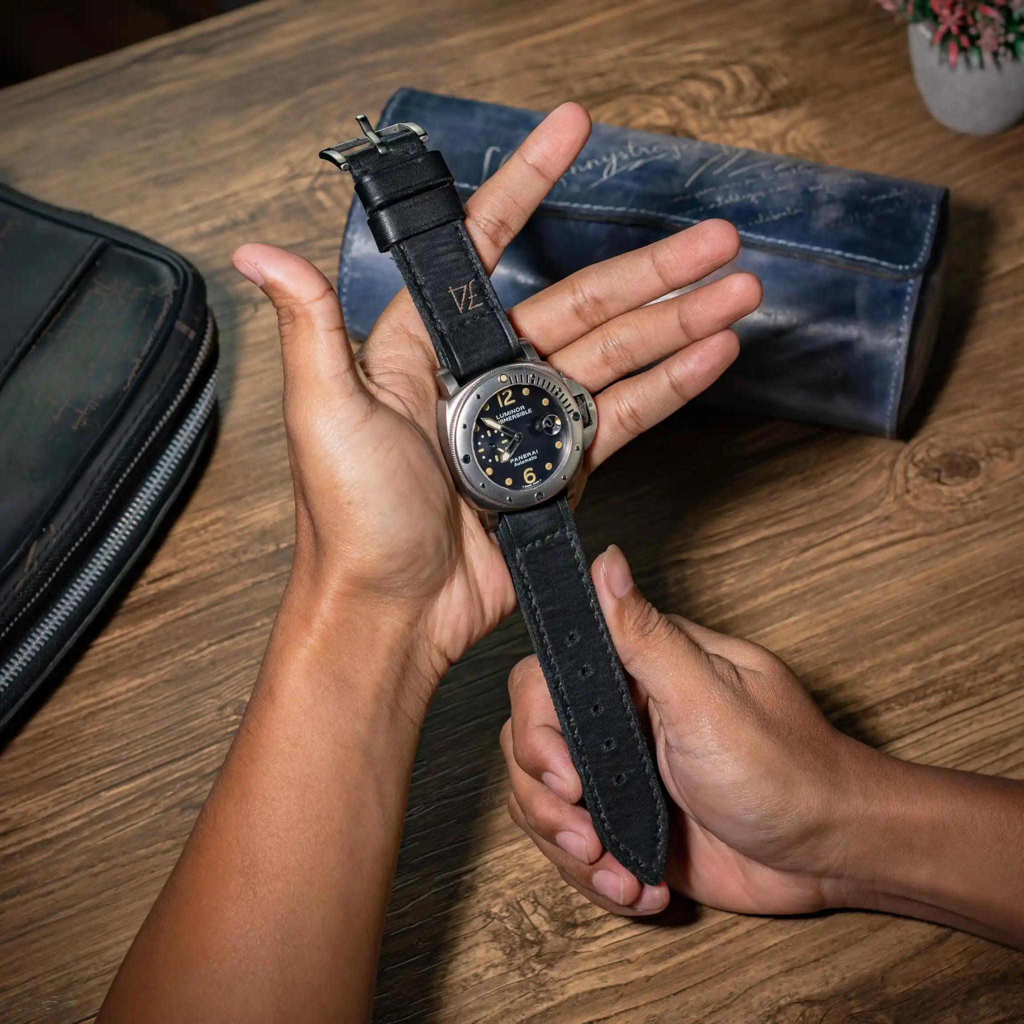 black-74-strap-on-panerai-luminor-submersible-PAM000106-made-by-Gunny-Straps